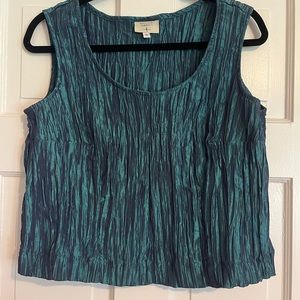 Crinkle tank